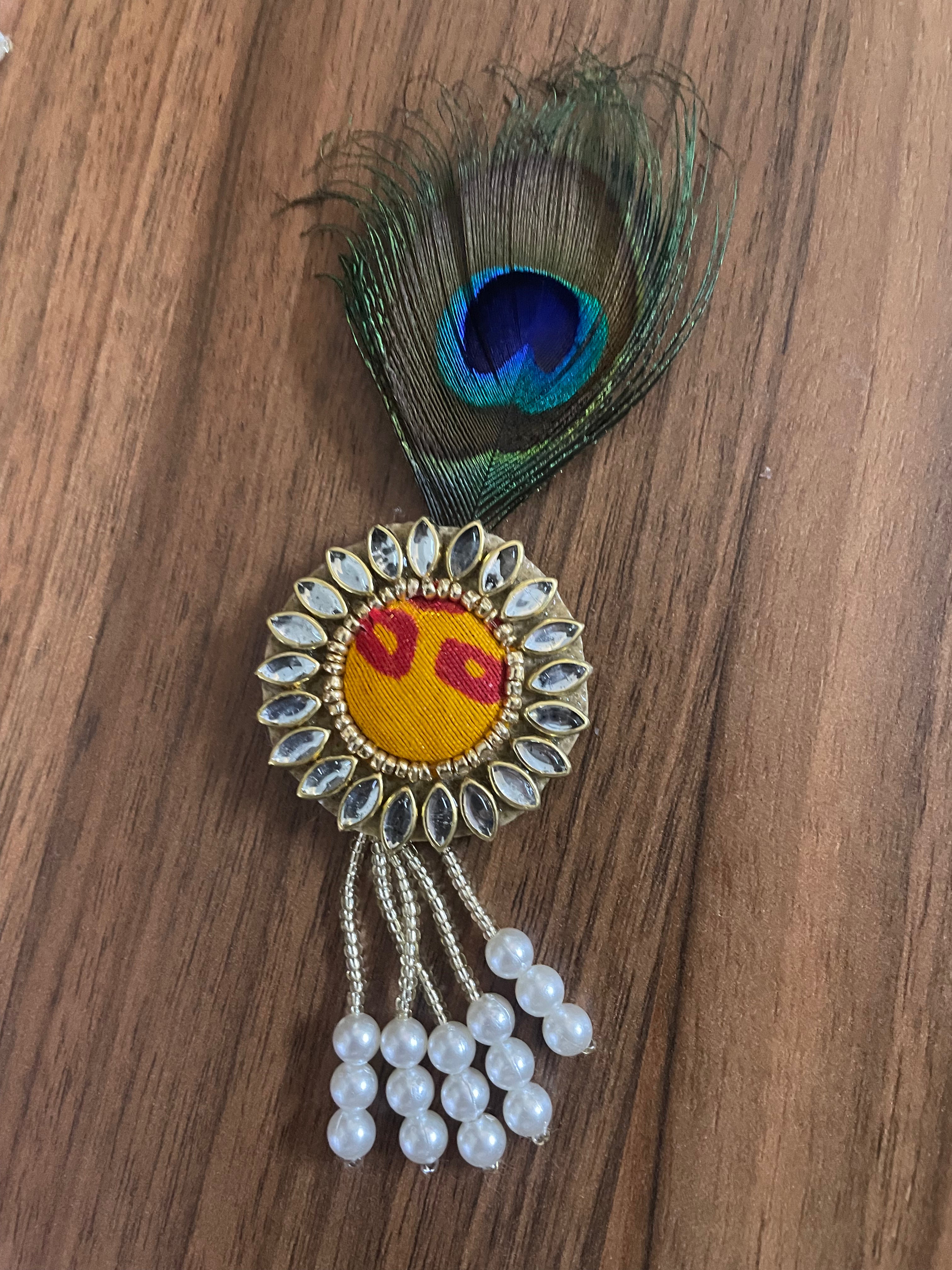 Bandhani Design Brooches