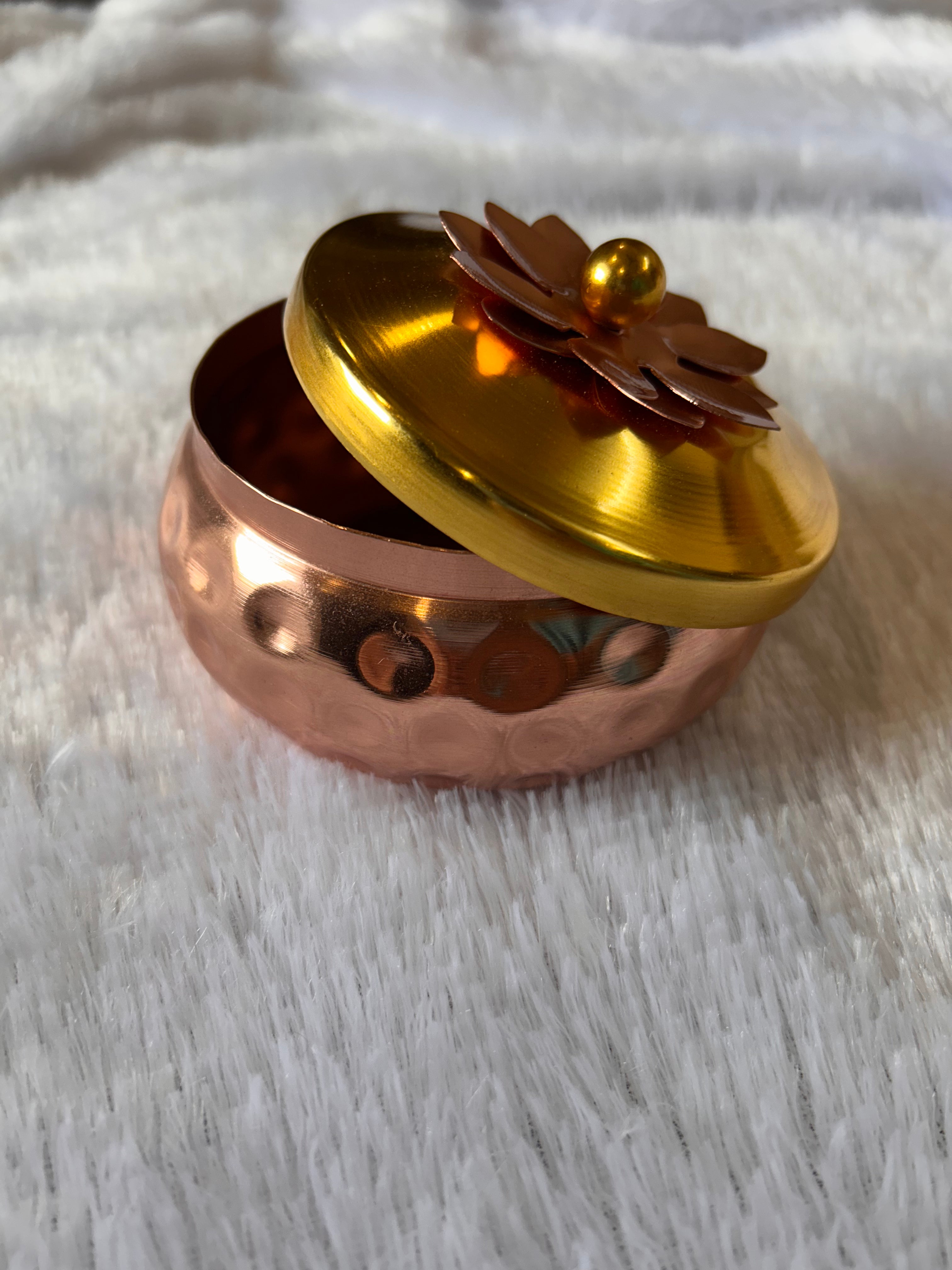 Copper Pots 4 Inches With Flower Design