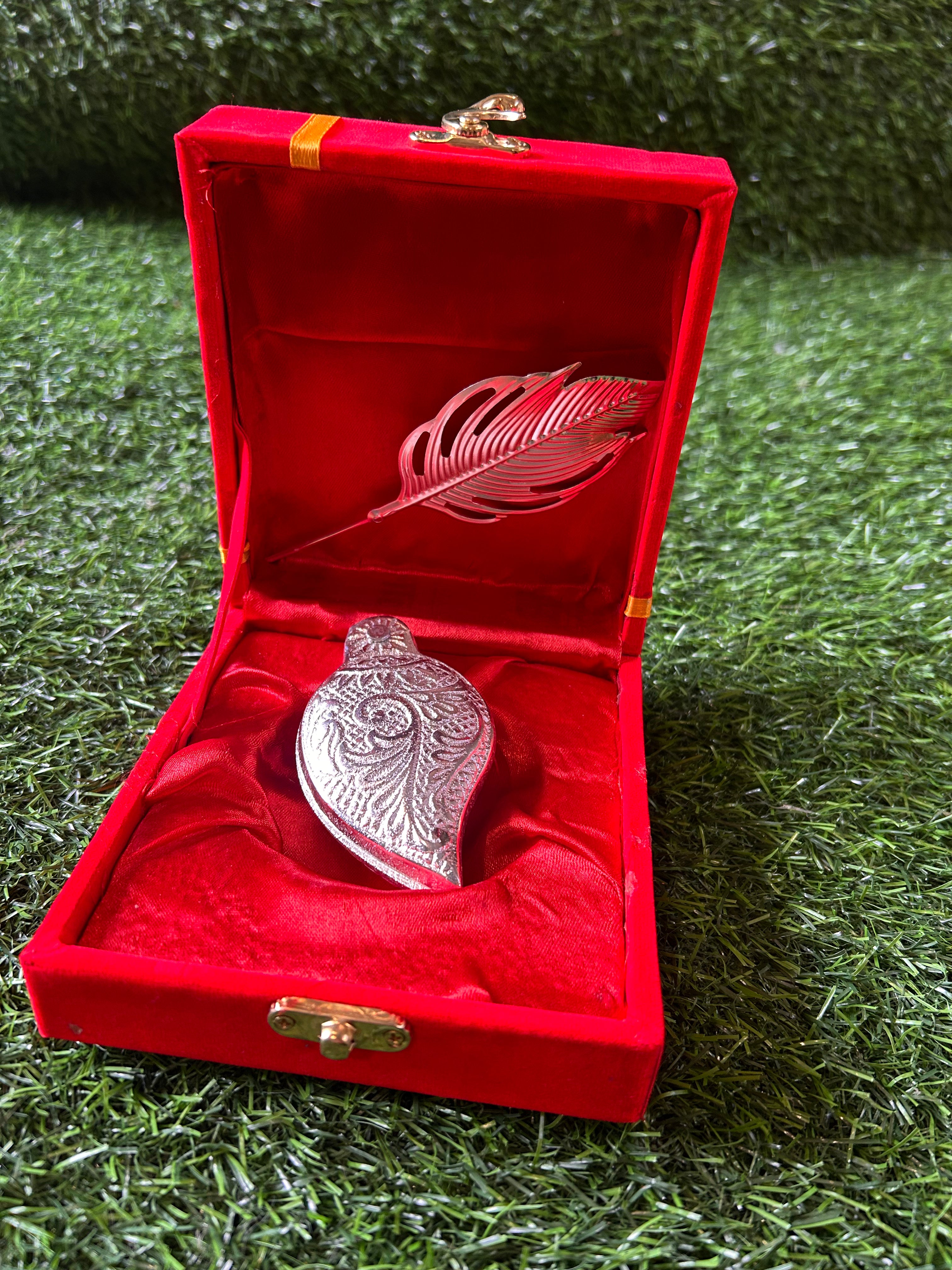 Tilak Stick With Chopra in german Silver with Velvet Box