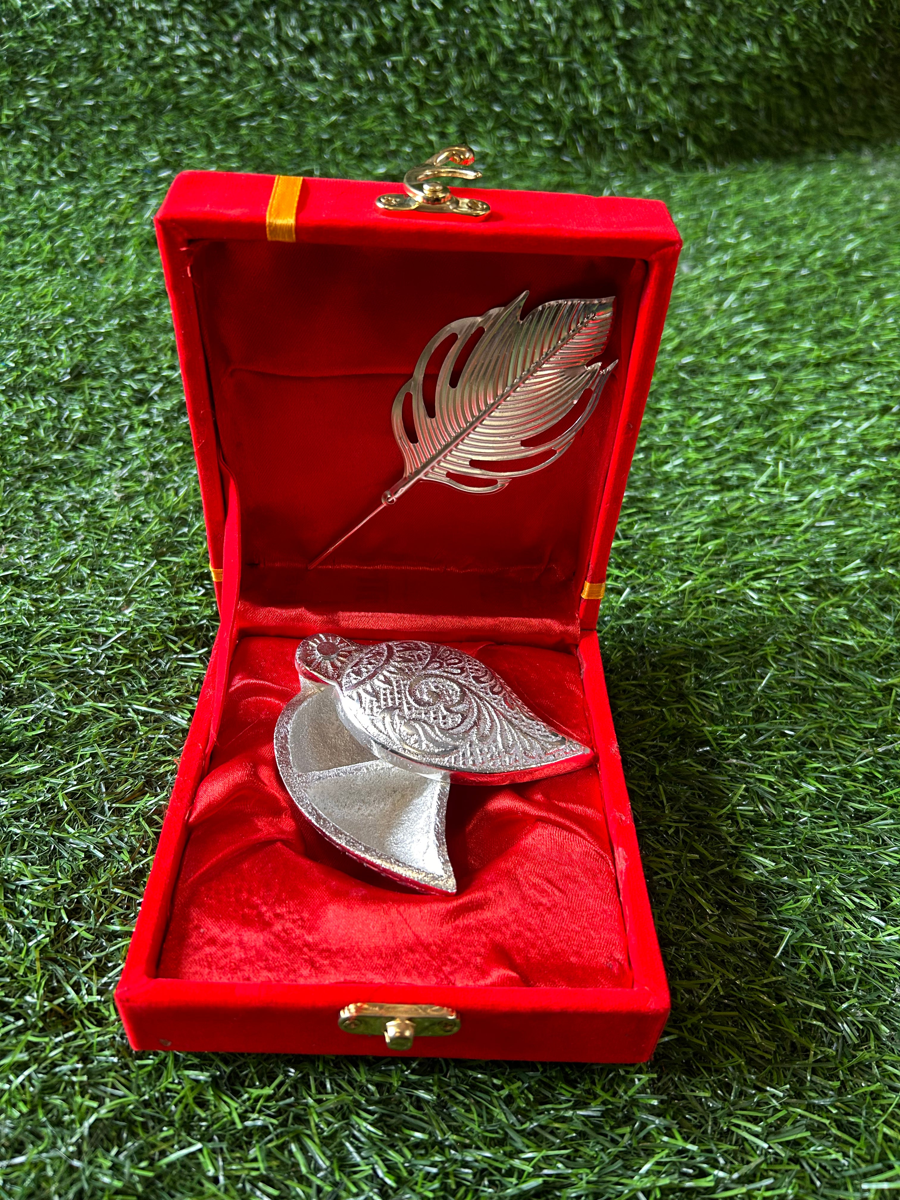 Tilak Stick With Chopra in german Silver with Velvet Box