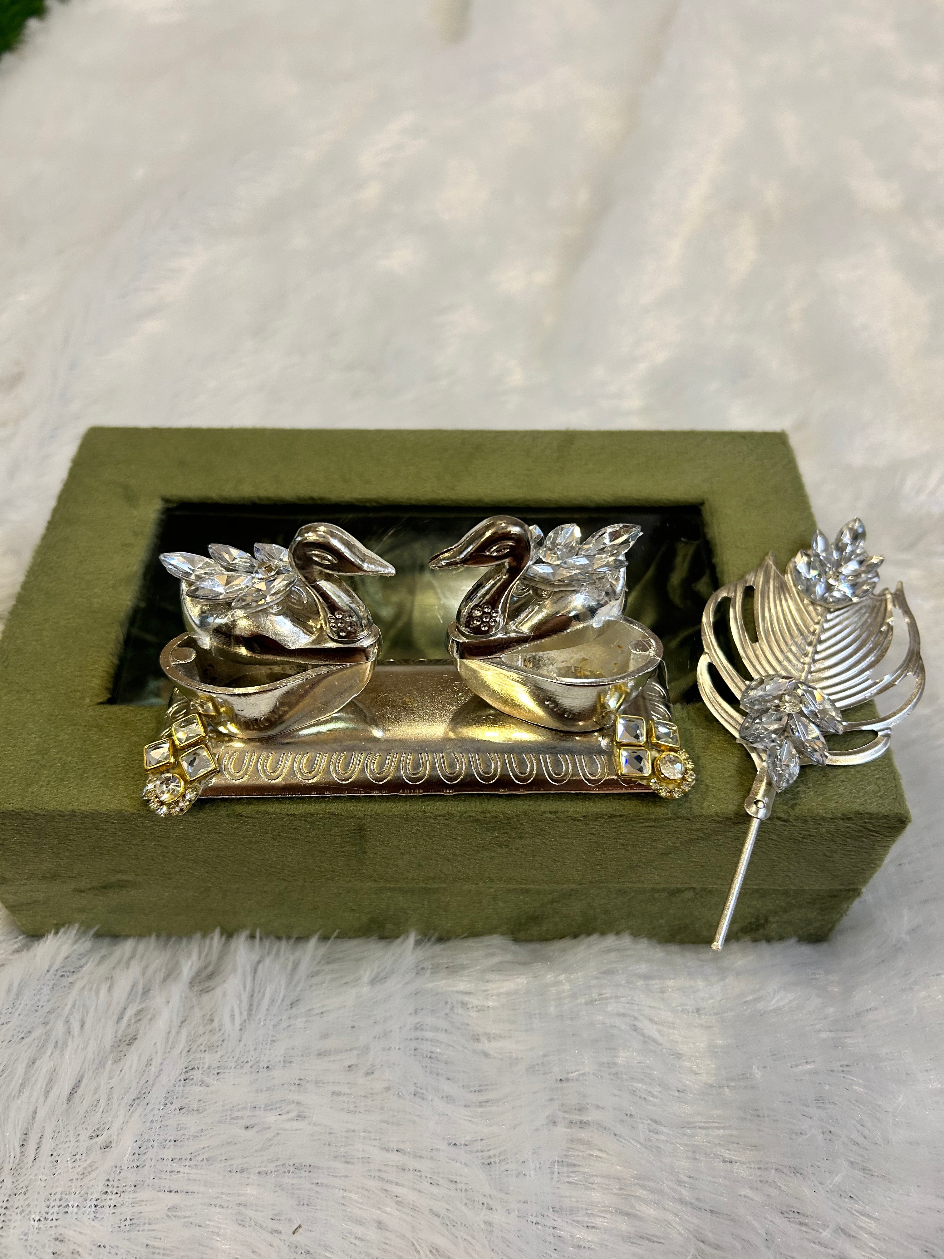 Premium Duck Shaped Tilak Chopra Set with Window Velvet Box