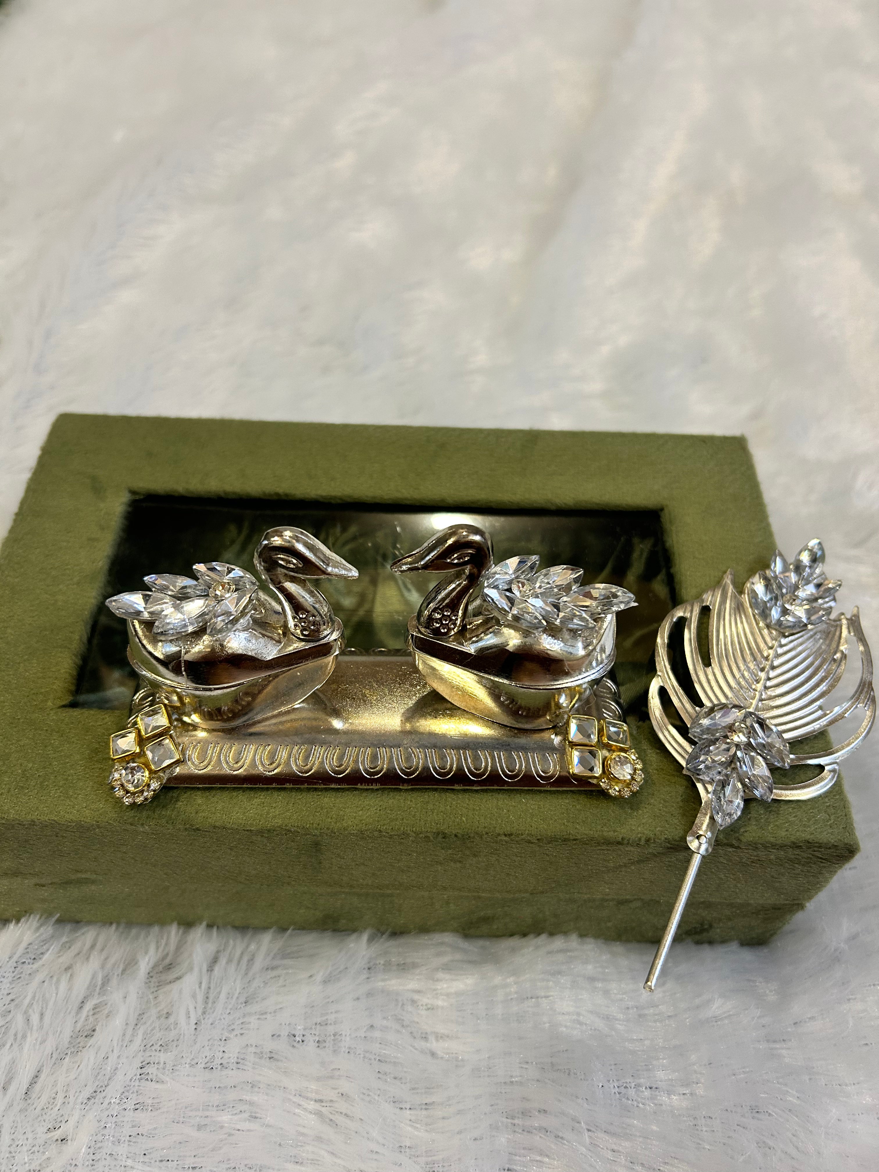 Premium Duck Shaped Tilak Chopra Set with Window Velvet Box