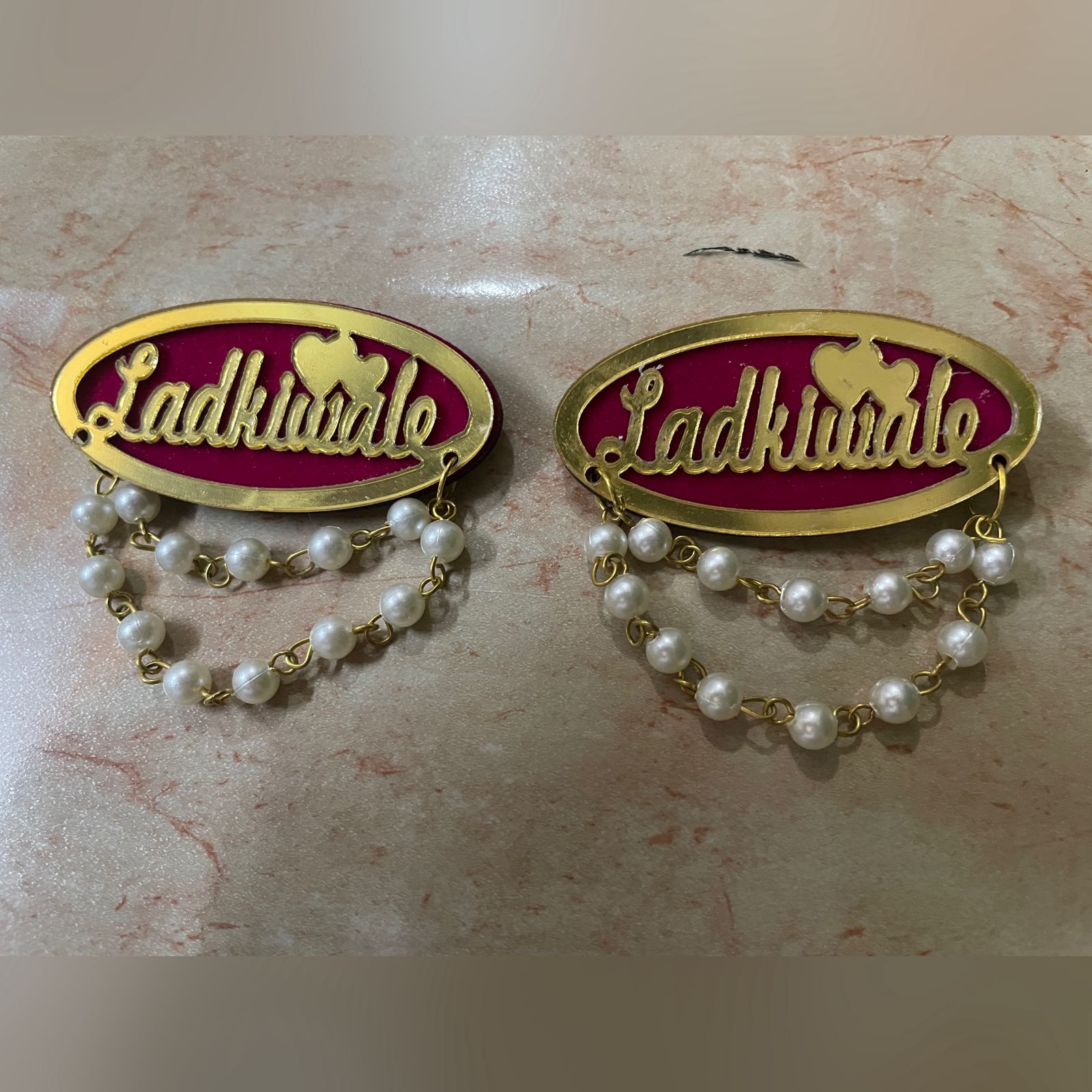 Ladki wale Badges